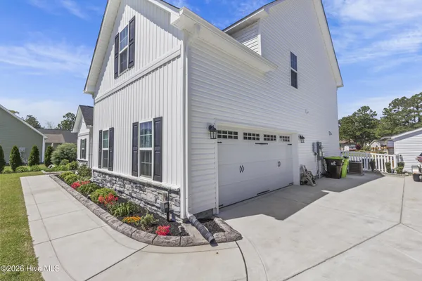 $550,000 | 109 Sparrow Drive, New Bern, NC 28560