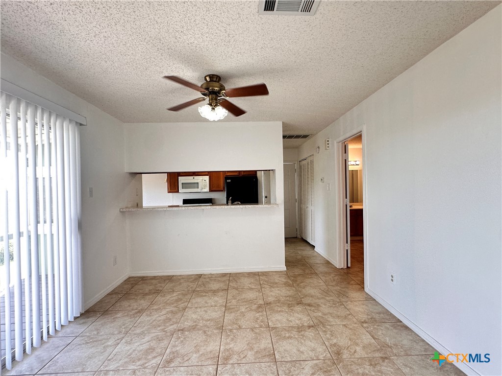 156 Stockmen Maxwell, TX 78656 - Photo 7 of 17 Gallery Image 7