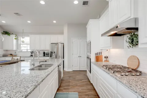 $525,000 | 19928 Abigail Way, Pflugerville, TX 78660