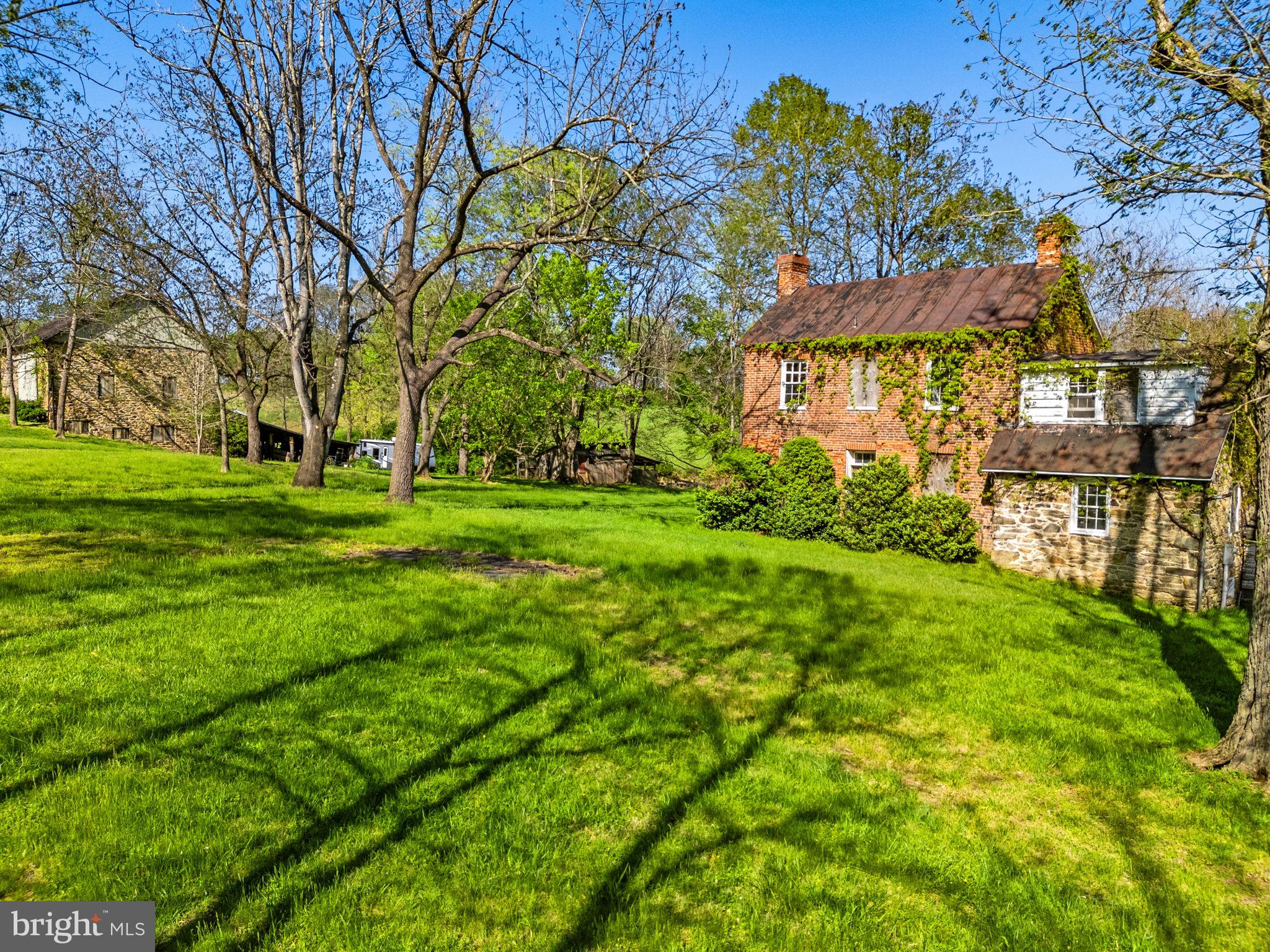 19520 Lincoln Road Purcellville, VA 20132 - Photo 25 of 28 Historic home in need of rehab