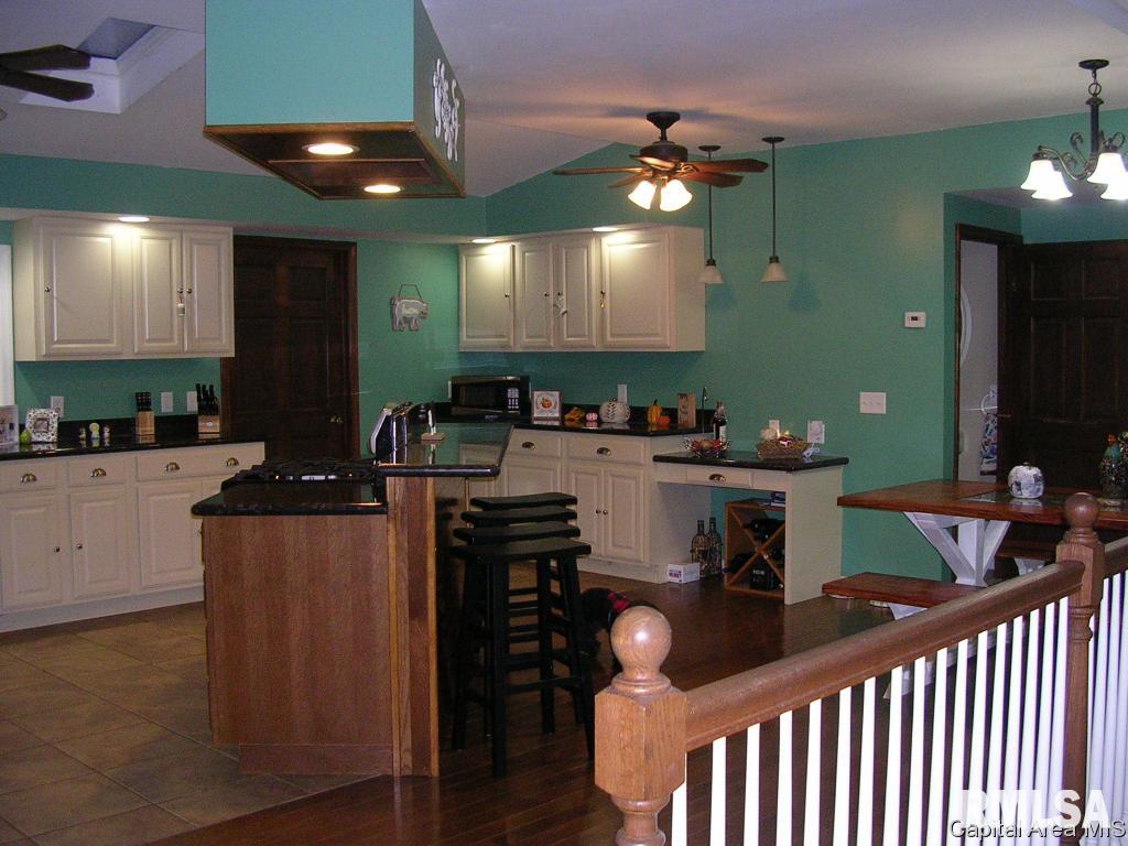 1700 Garvin Road Murrayville, IL 62668 - Photo 5 of 18