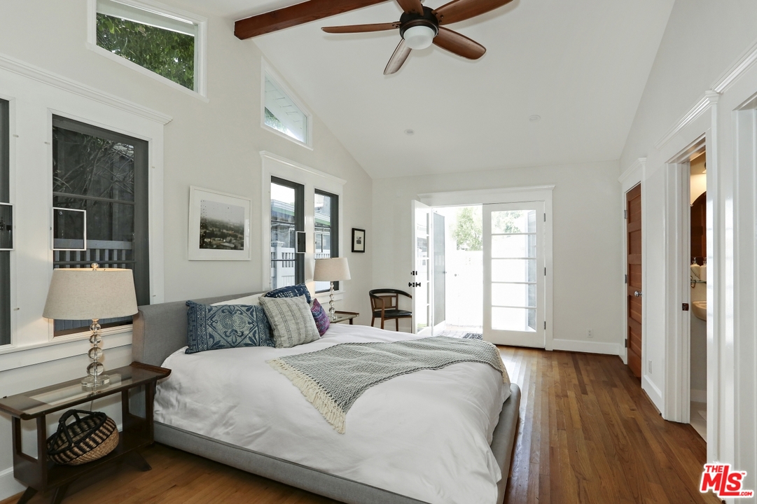 437 Linnie Canal Venice, CA 90291 - Photo 10 of 20