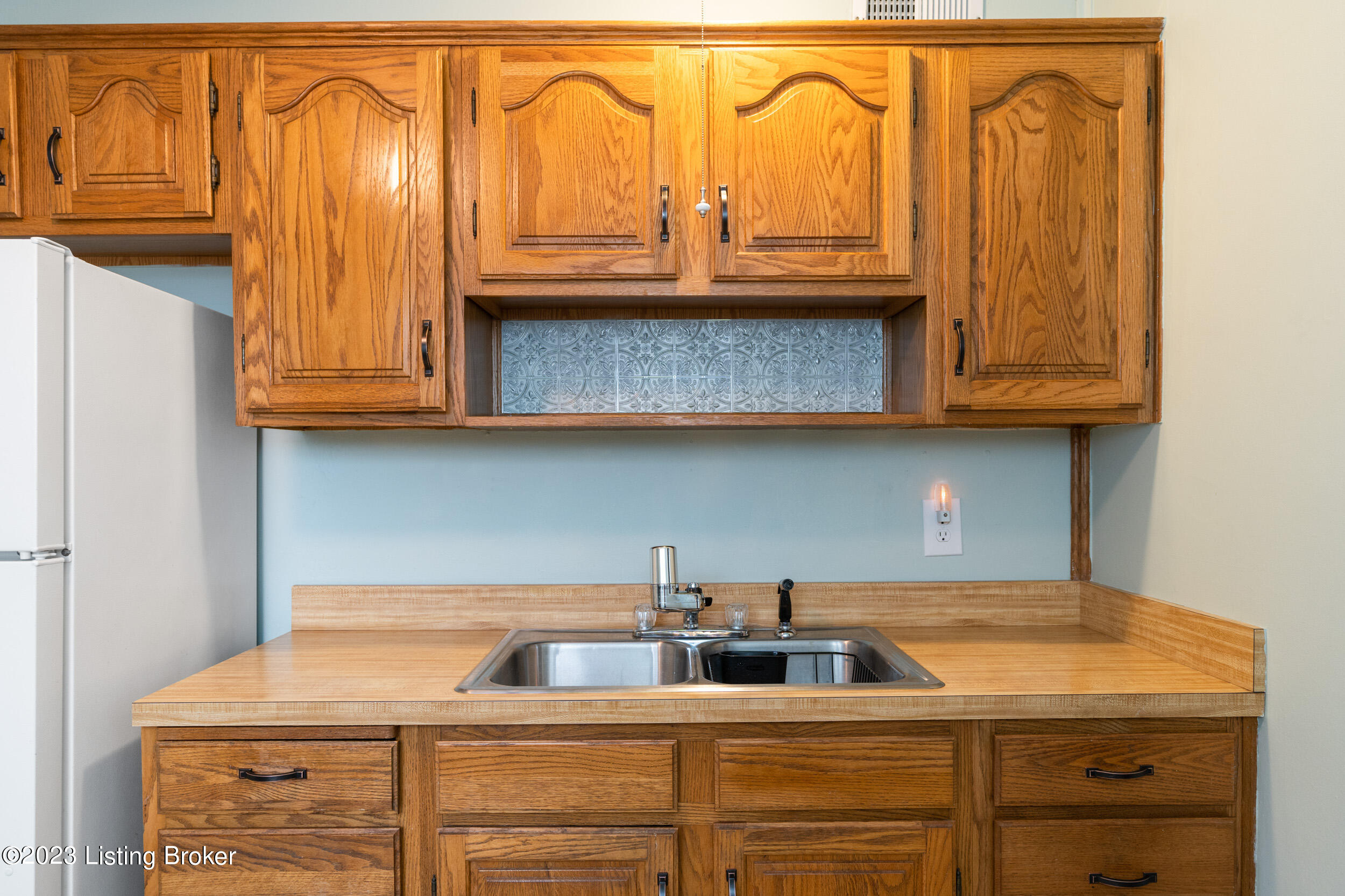 8900 Ferndale Road Louisville, KY 40291 - Photo 20 of 33 19