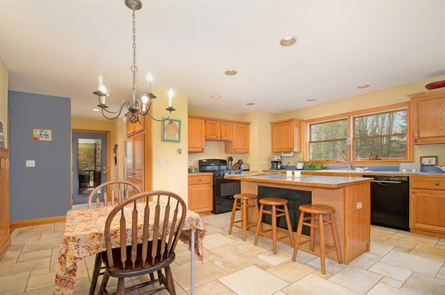 6300 Portage Lake Road Munith, MI 49259 - Photo 6 of 30 Photo 6