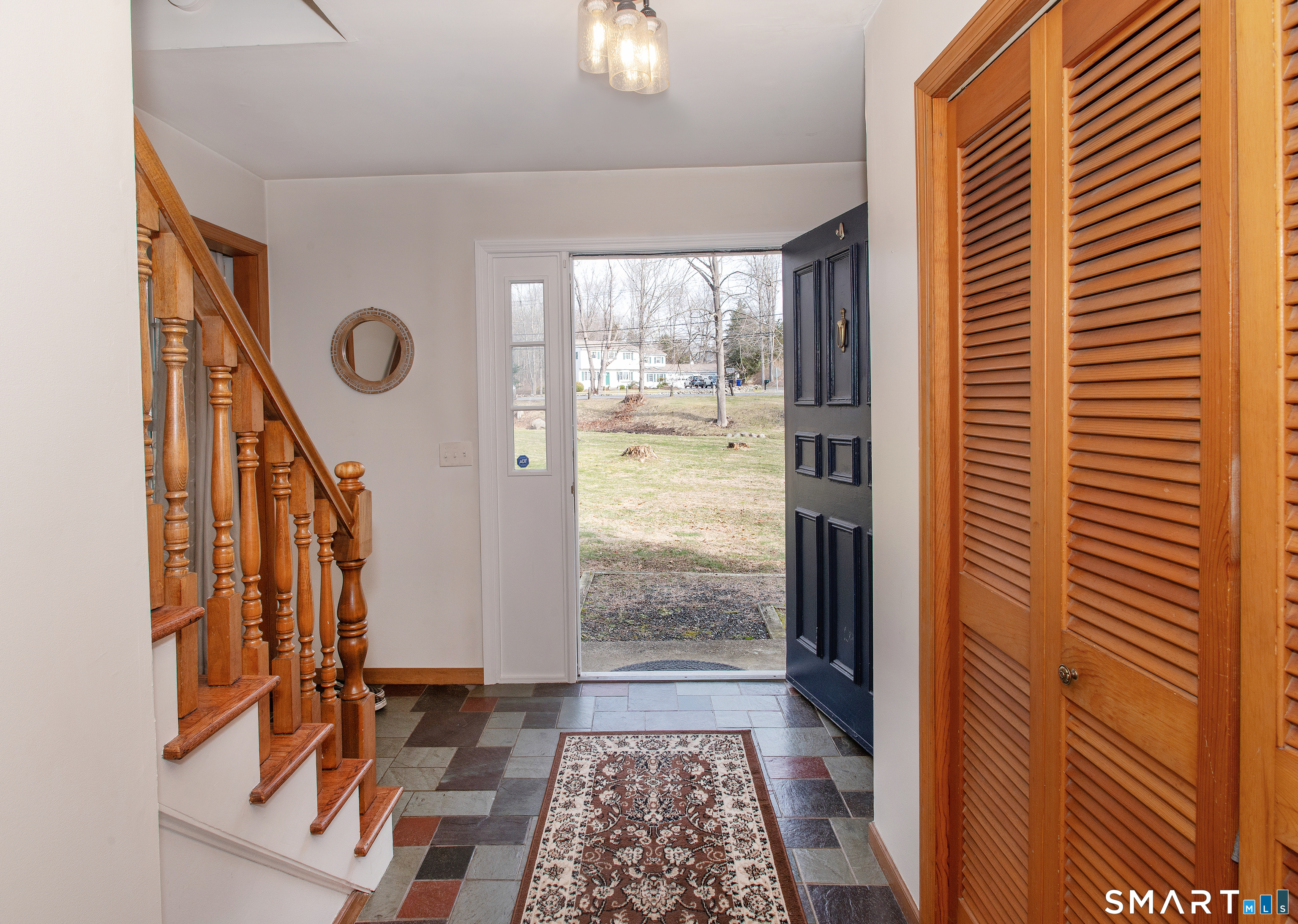 95 Obtuse Hill Road Brookfield, CT 06804 - Photo 3 of 32