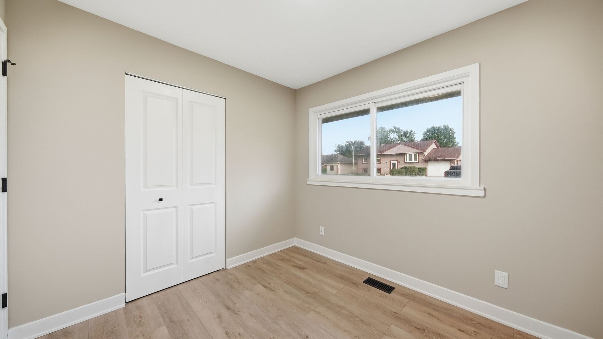 706 Halstead Avenue Romeoville, IL 60446 - Photo 16 of 22 Gallery Image 16