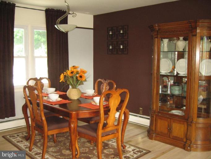 818 Providence Road Towson, MD 21286 - Photo 11 of 30 Dining Room