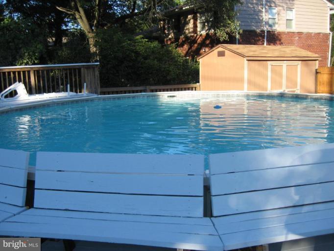 818 Providence Road Towson, MD 21286 - Photo 23 of 30 Swimming Pool 2