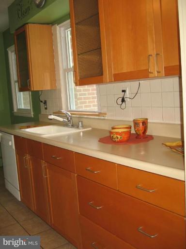 818 Providence Road Towson, MD 21286 - Photo 30 of 30 Kitchen