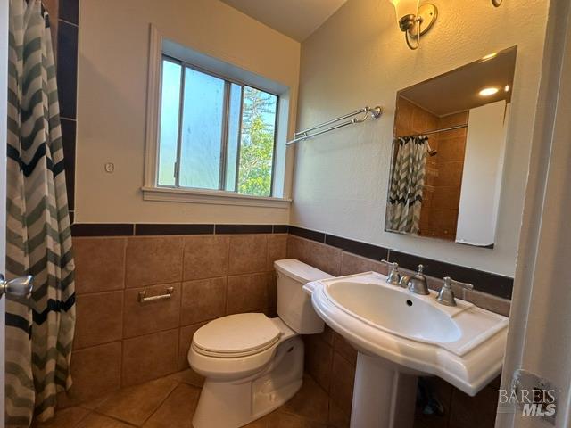 1733 Las Pravadas Court Santa Rosa, CA 95409 - Photo 25 of 38