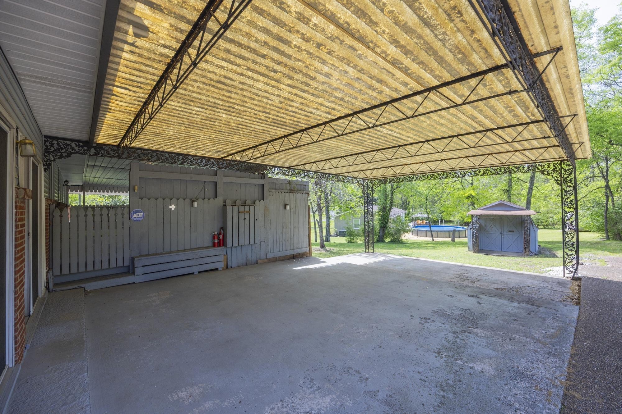 127 Riviera Drive Hendersonville, TN 37075 - Photo 43 of 46 a view of a backyard of a house
