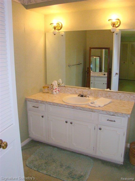 4547 Quarton Road Bloomfield Hills, MI 48301 - Photo 16 of 17 Master Bath.JPG