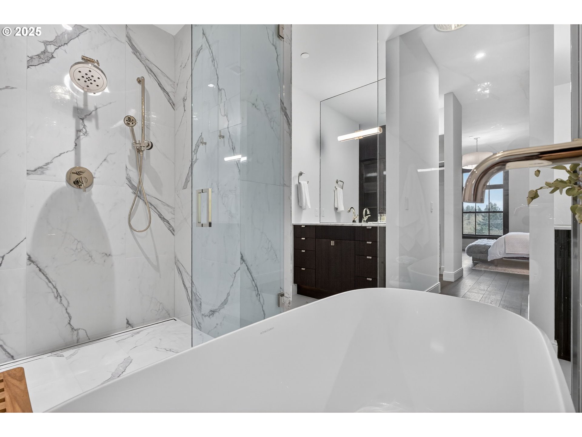 21 D Avenue, Unit 2 Lake Oswego, OR 97034 - Photo 32 of 48