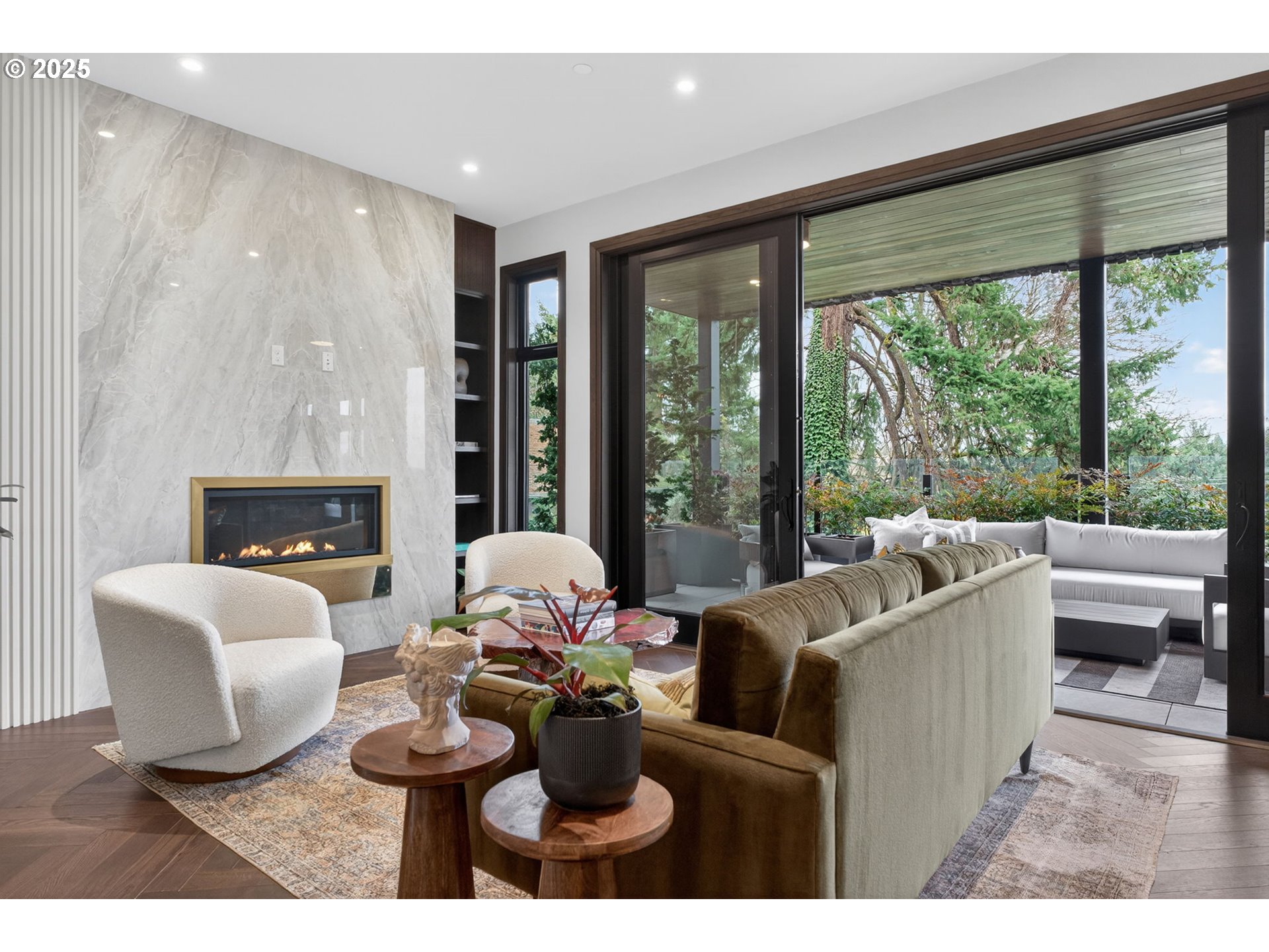 21 D Avenue, Unit 2 Lake Oswego, OR 97034 - Photo 8 of 48