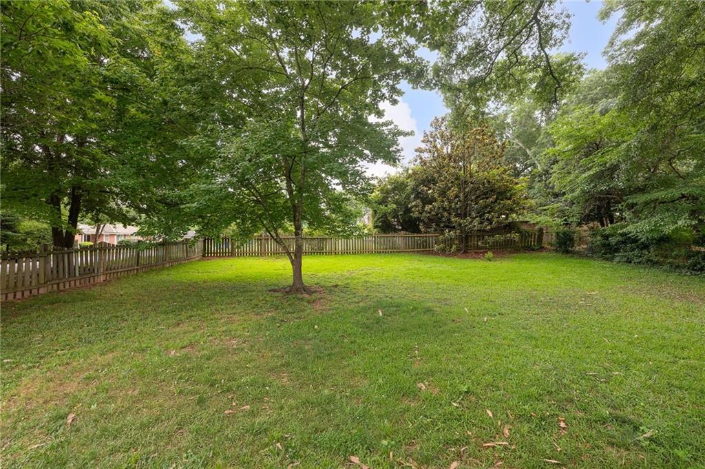 2605 Woodridge Drive Decatur, GA 30033 - Photo 20 of 28