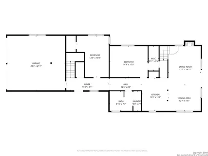 $725,000 | 884 Lakebreeze Drive, Canyon Lake, TX 78133