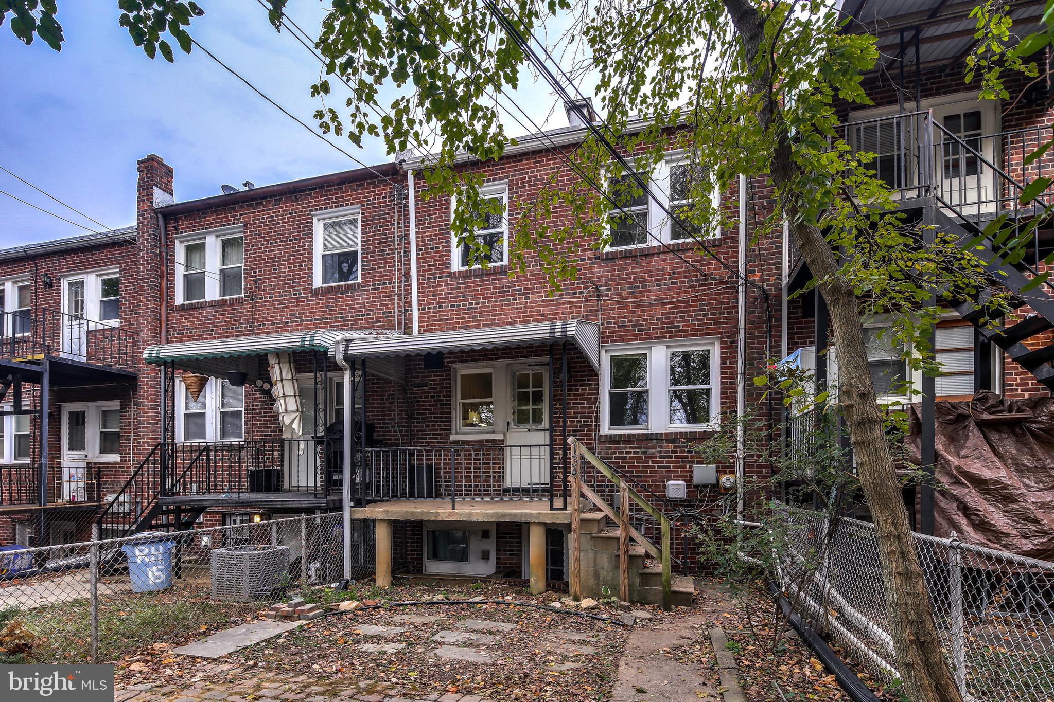 134 Cherrydell Road Baltimore, MD 21228 - Photo 33 of 36 a front view of a house with garden