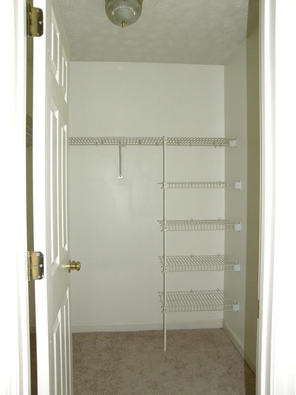 1216 Rockbridge Road Lexington, KY 40515 - Photo 25 of 32 BEDROOM #2 WALK-IN