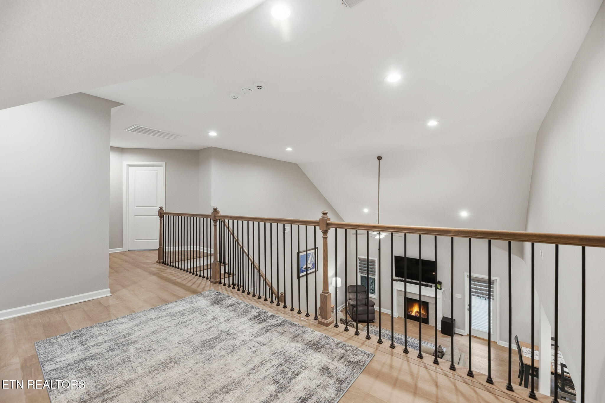 137 Black Oak Road Oak Ridge, TN 37830 - Photo 27 of 51 loft