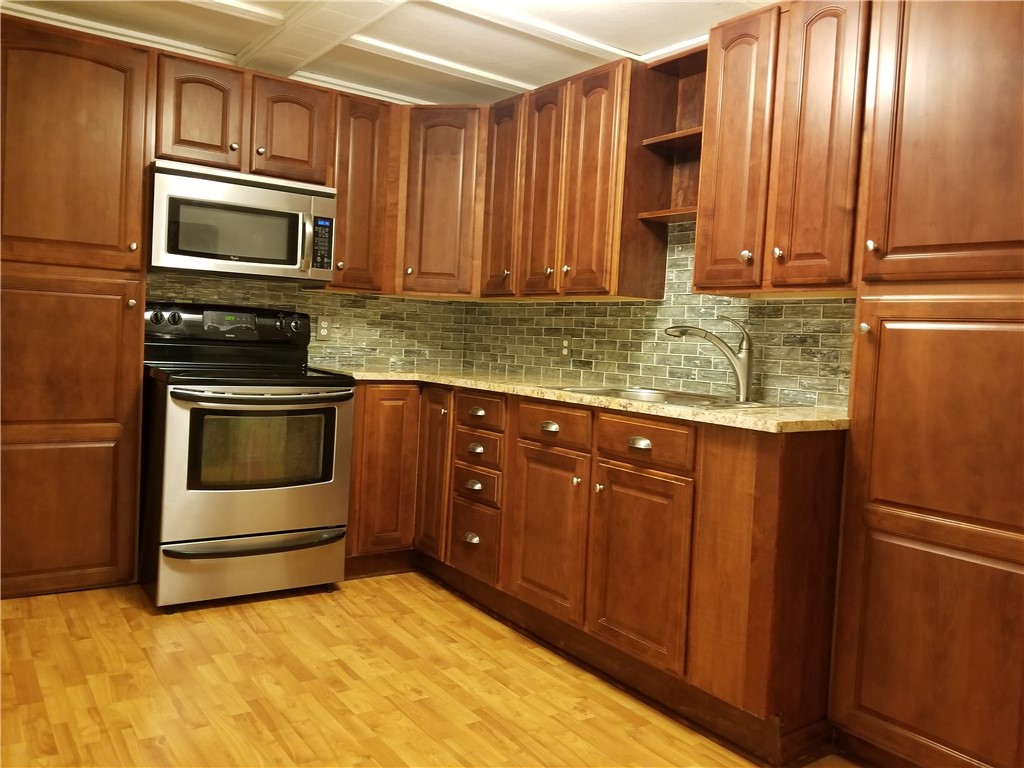 287 Elm Street Woonsocket, RI 02895 - Photo 4 of 49 Gallery Image 4