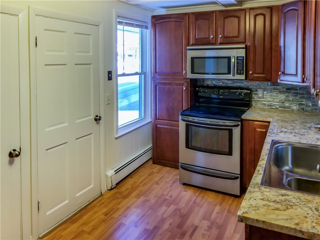 287 Elm Street Woonsocket, RI 02895 - Photo 5 of 49 Gallery Image 5