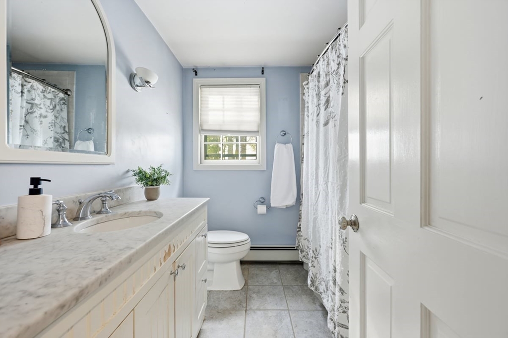 276 Pond Street Franklin, MA 02038 - Photo 23 of 42