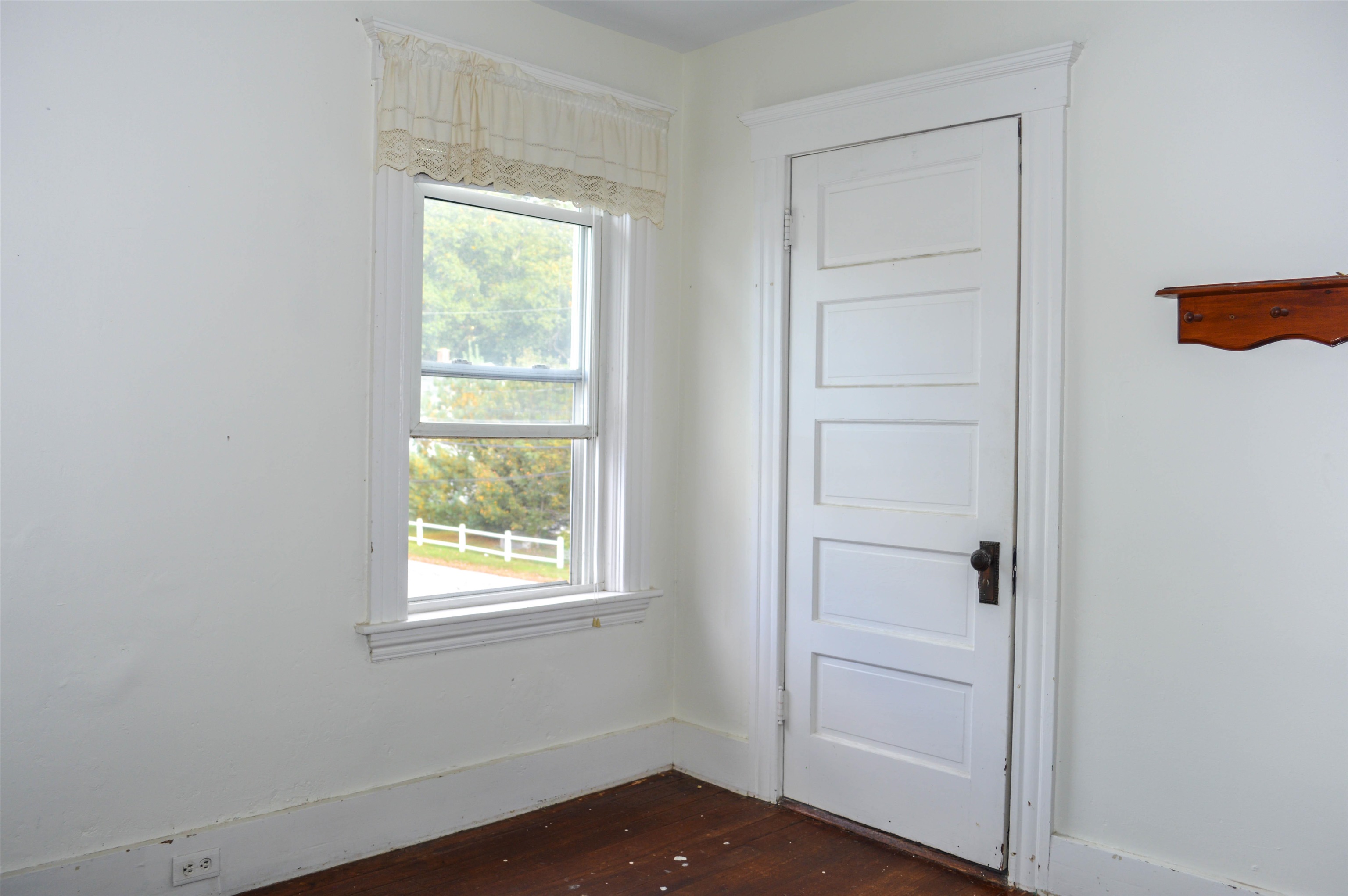 22 Fairview Street Keene, NH 03431 - Photo 3 of 29