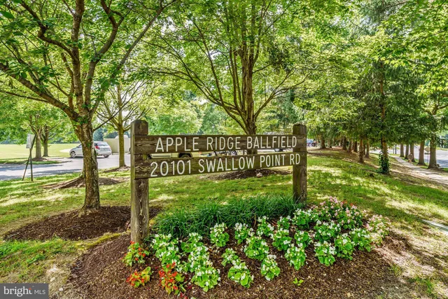 $394,900 | 19037 Capehart Drive, Gaithersburg, MD 20886