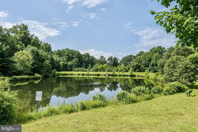 $394,900 | 19037 Capehart Drive, Gaithersburg, MD 20886