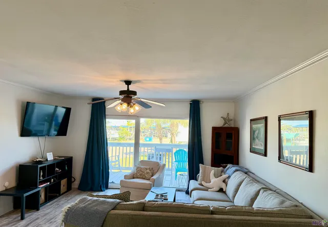 $229,500 | 411 Admiral Craik Drive, Unit 3, Grand Isle, LA 70358