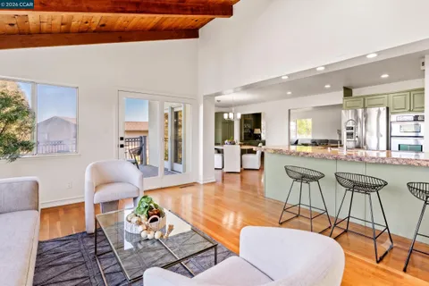 $1,398,000 | 18832 Cindy Way, Castro Valley, CA 94546