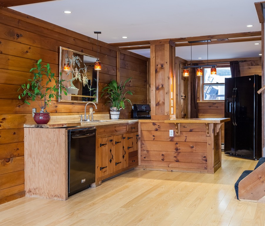 18 Shore Road Southwick, MA 01077 - Photo 15 of 27 Gallery Image 15