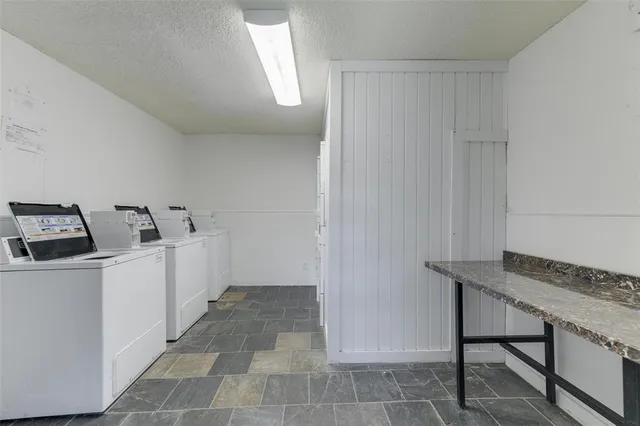 a view of utility room