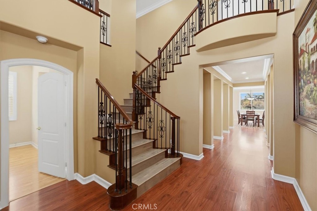 16795 Eagle Peak Road Riverside, CA 92504 - Photo 12 of 74 Foyer