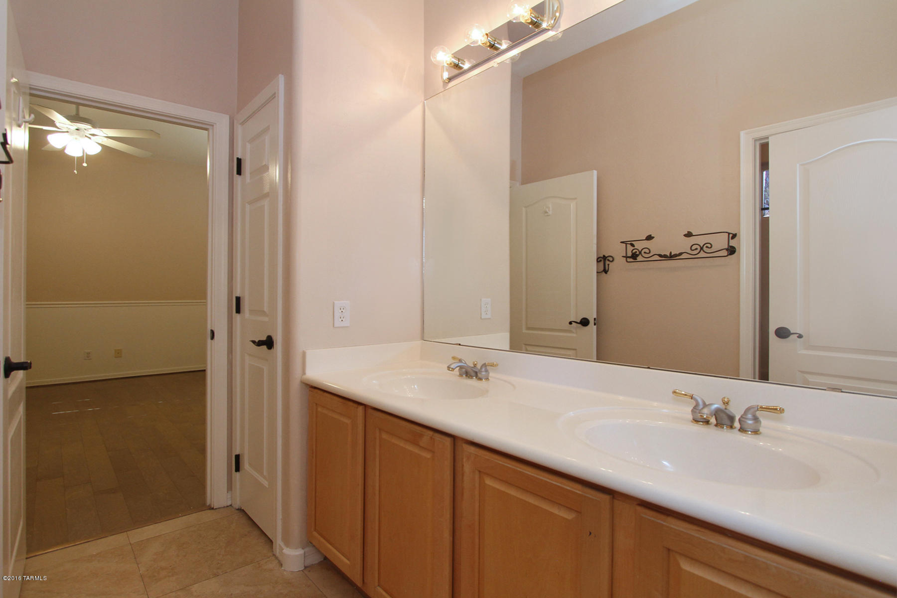 12693 North Piping Rock Road Oro Valley, AZ 85755 - Photo 26 of 42