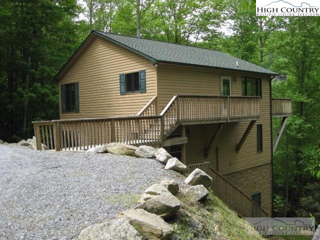 201 Locust Ridge Road Beech Mountain, NC 28604 - Photo 1 of 22 Gallery Image 1