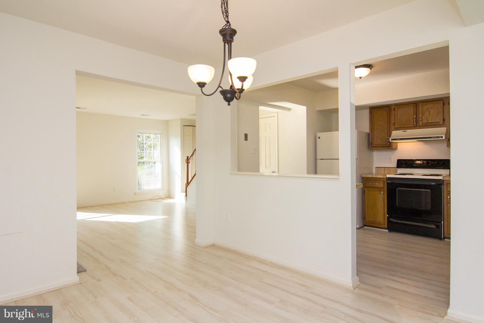 235 Perrywinkle Lane Gaithersburg, MD 20878 - Photo 14 of 26 Dining Room