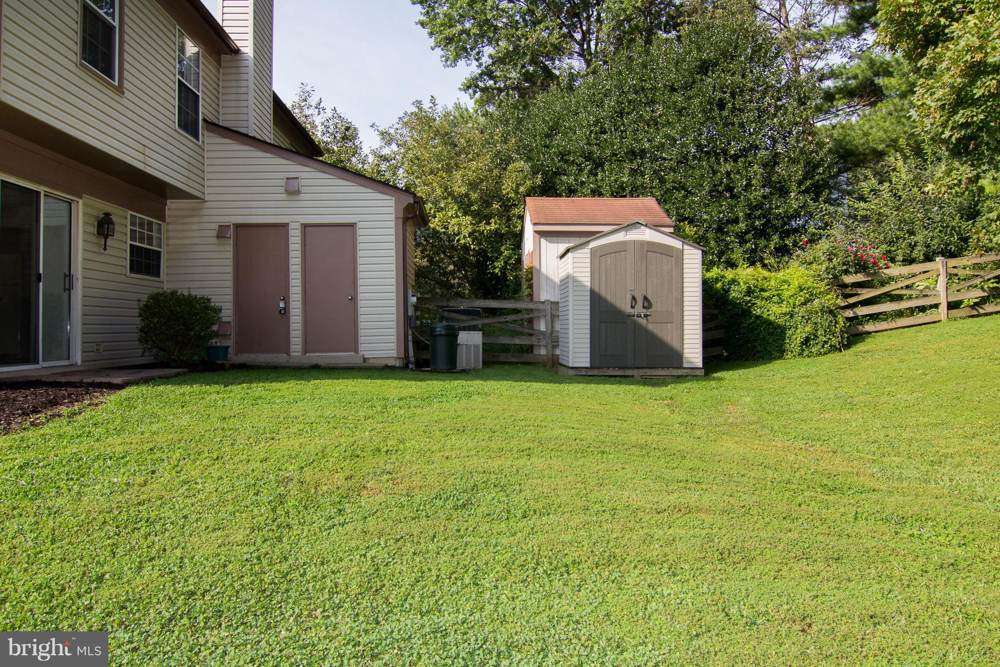 235 Perrywinkle Lane Gaithersburg, MD 20878 - Photo 24 of 26 Exterior (Rear)