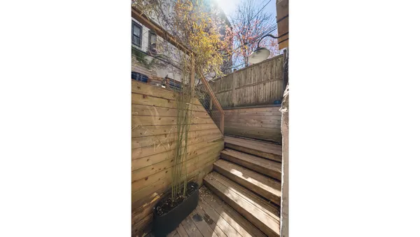 $1,850,000 | 301 5th Avenue, Unit 1R | Park Slope