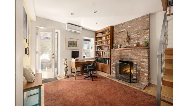 $1,850,000 | 301 5th Avenue, Unit 1R | Park Slope