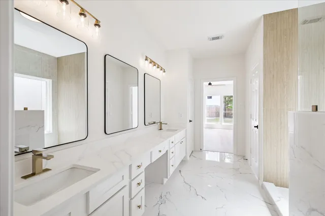 $490,000 | 30122 Falher Drive, Spring, TX 77386