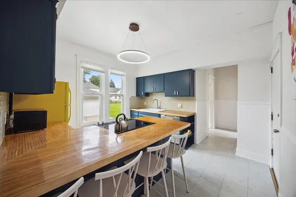 $675,000 | 819 24th Avenue Northeast, Minneapolis, MN 55418