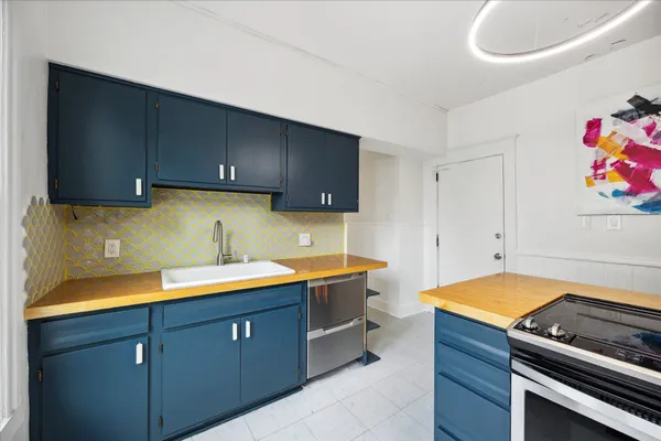 $675,000 | 819 24th Avenue Northeast, Minneapolis, MN 55418