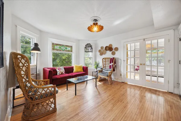 $675,000 | 819 24th Avenue Northeast, Minneapolis, MN 55418