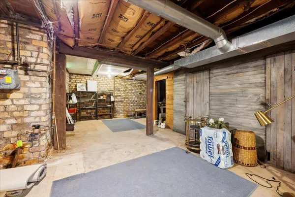 $675,000 | 819 24th Avenue Northeast, Minneapolis, MN 55418