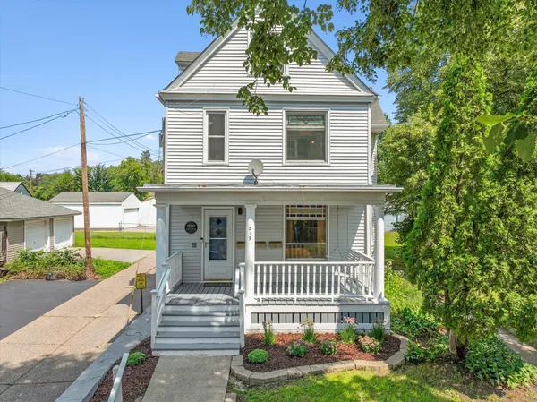 $675,000 | 819 24th Avenue Northeast, Minneapolis, MN 55418