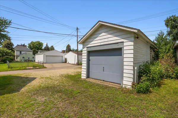 $675,000 | 819 24th Avenue Northeast, Minneapolis, MN 55418