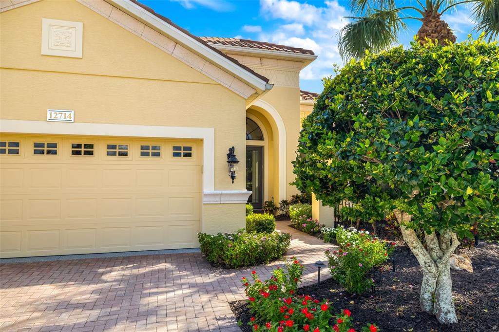12714 Stone Ridge Place Lakewood Ranch, FL 34202 - Photo 8 of 63 Gallery Image 8