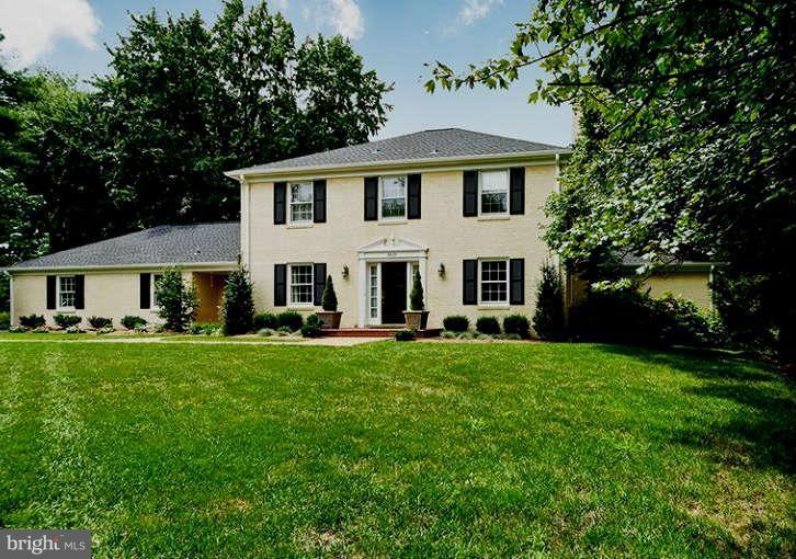 9605 Atwood Road Vienna, VA 22182 - Photo 1 of 30 Exterior (Front)