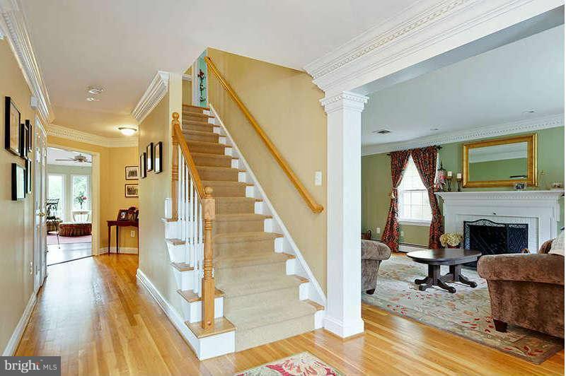 9605 Atwood Road Vienna, VA 22182 - Photo 2 of 30 Interior General